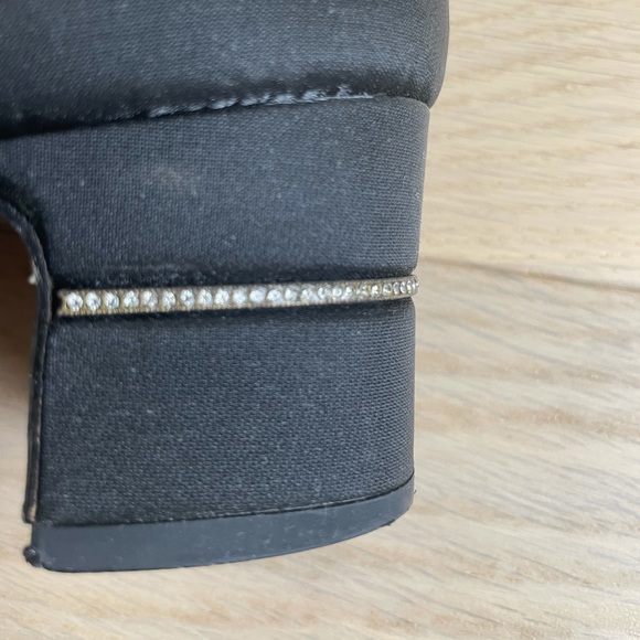 Ferragamo black satin shoes size 9 - Picture 3 of 7